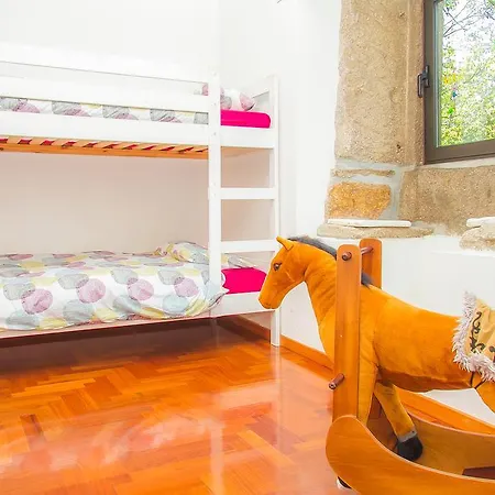 Сasa de vacaciones Liiiving In | Oak Tree Chill House Caminha
