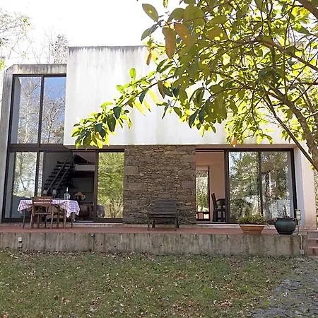 Liiiving In | Oak Tree Chill House Feriehus Caminha