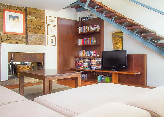 Ferienhaus Liiiving In Caminha | Oak Tree Chill House *